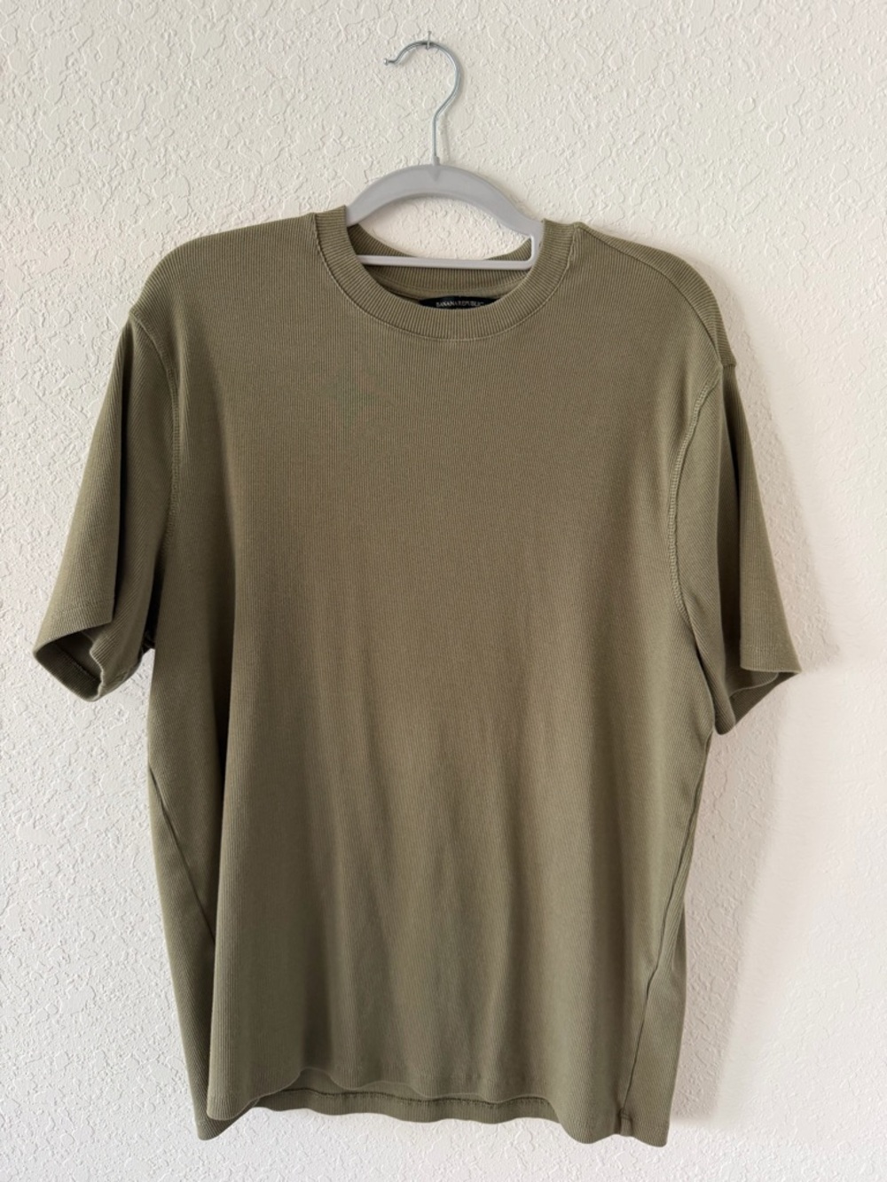 Banana Republic Olive Green Crewneck Short Sleeve Tee